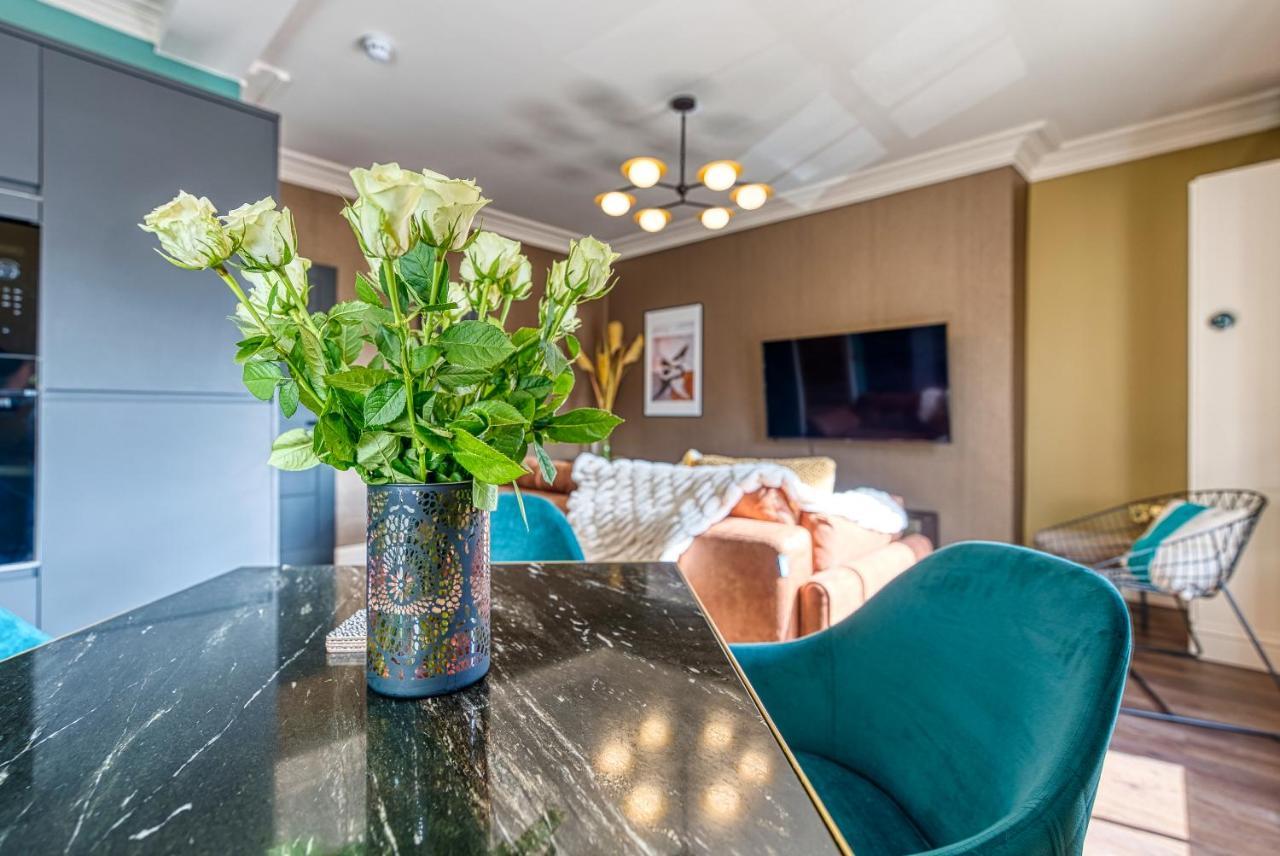 Casa Del Artista - Luxury Apartments, Уитби Экстерьер фото