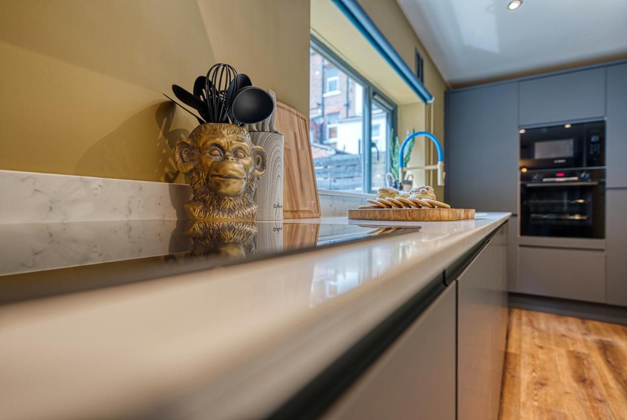 Casa Del Artista - Luxury Apartments, Уитби Экстерьер фото