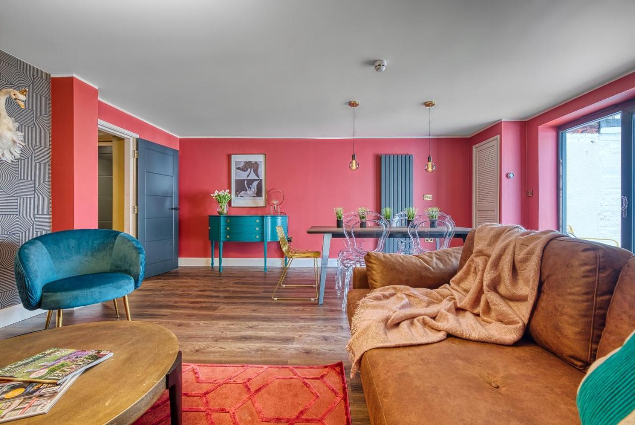 Casa Del Artista - Luxury Apartments, Уитби Экстерьер фото